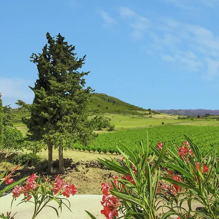 Blissful In Mandourelle * Villeseque-des-Corbieres