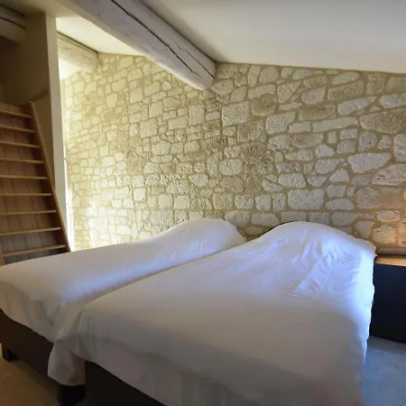 Apartment Charming Flat In Villeseque-des-Corbieres